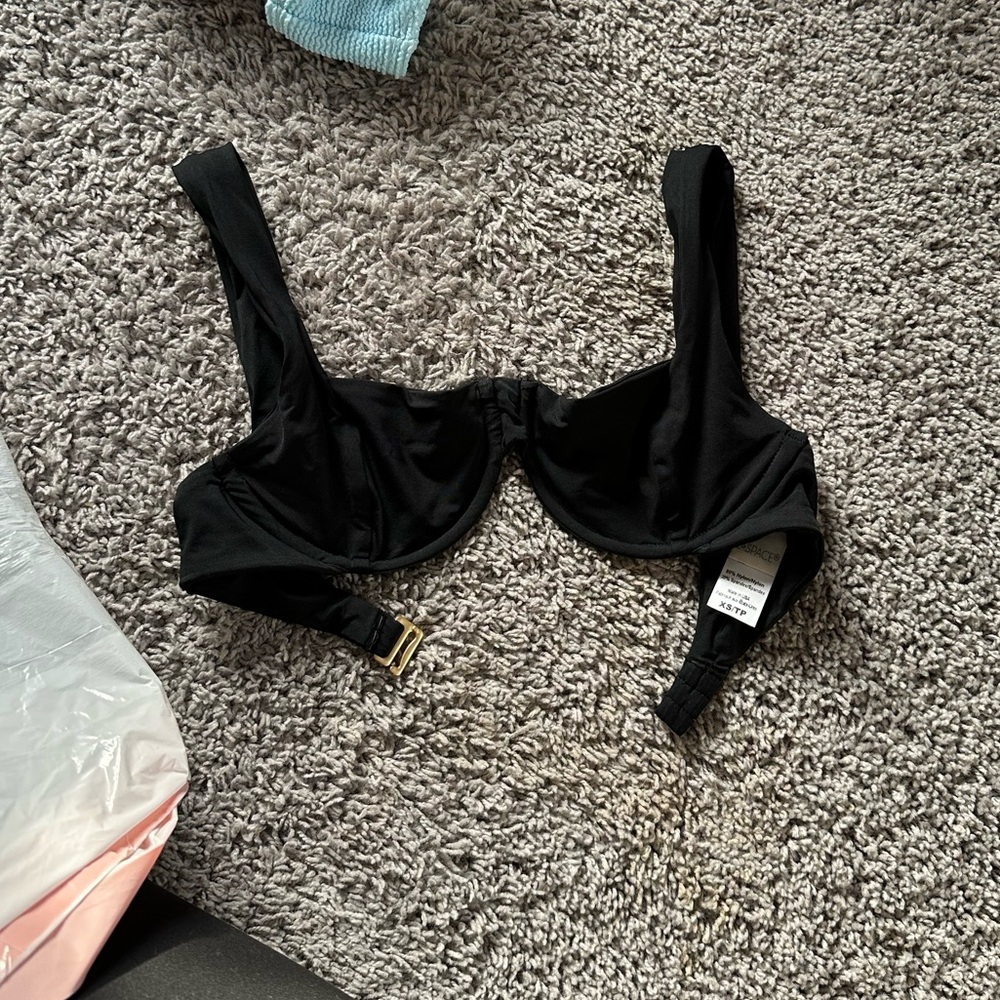 L Space bikini top XS